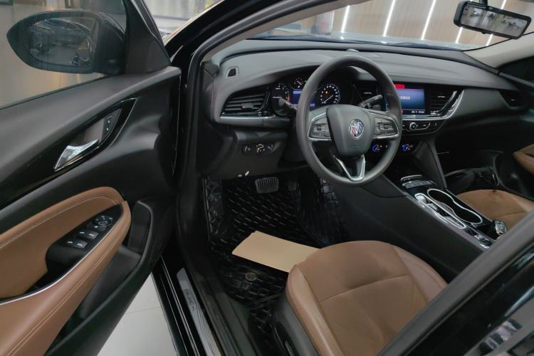 Used Buick Regal 2022 552T Smart Edition Driver Seat