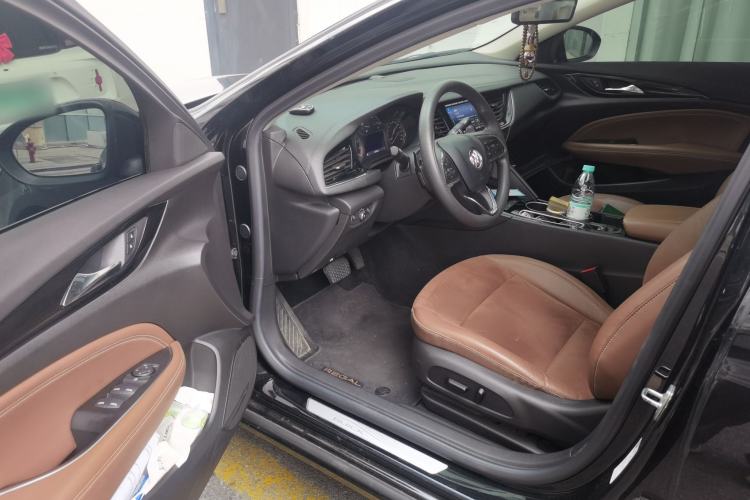 Used Buick Regal 2022 552T Smart Edition Driver Seat