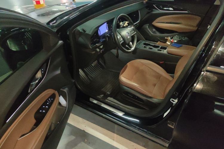 Used Buick Regal 2022 552T Smart Edition Driver Seat