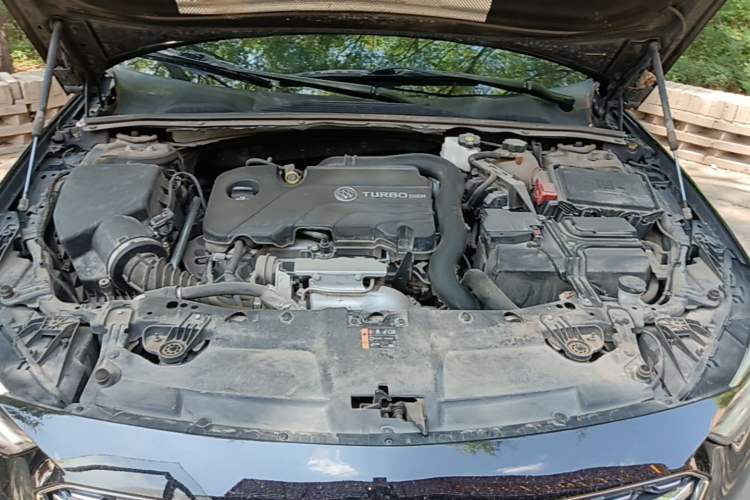 Used Buick Regal 2022 552T Smart Edition Engine Bay