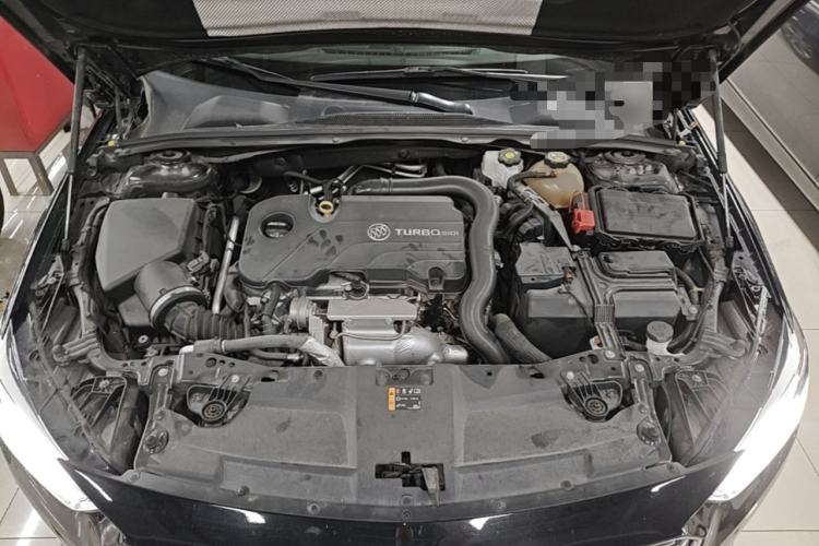 Used Buick Regal 2022 552T Smart Edition Engine Bay