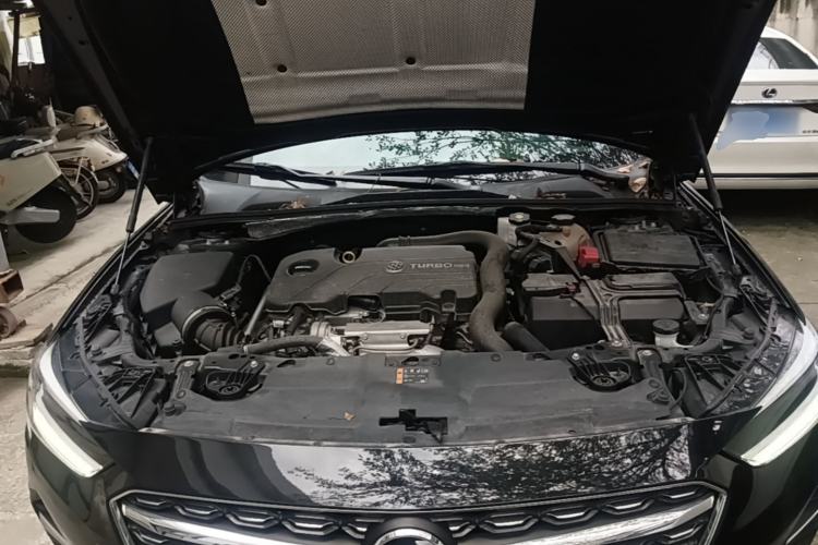 Used Buick Regal 2022 552T Smart Edition Engine Bay