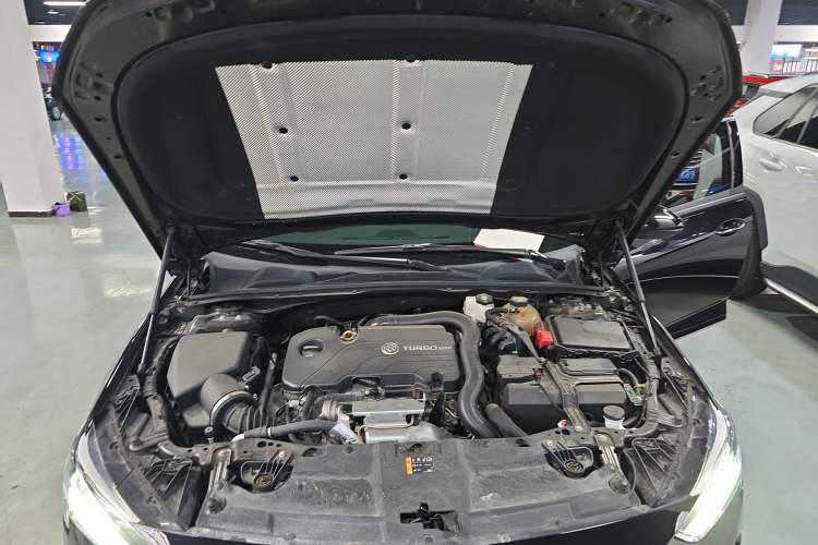 Used Buick Regal 2022 552T Smart Edition Engine Bay