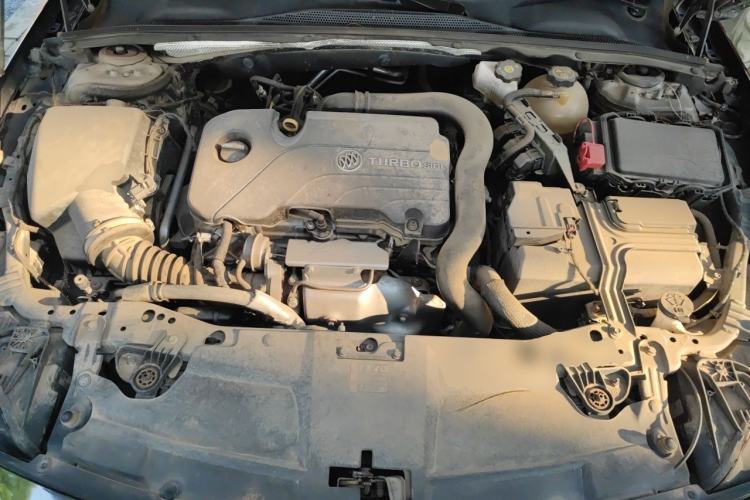 Used Buick Regal 2022 552T Smart Edition Engine Bay