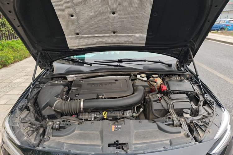 Used Buick Regal 2022 652T Smart Enjoyment Version Engine Bay