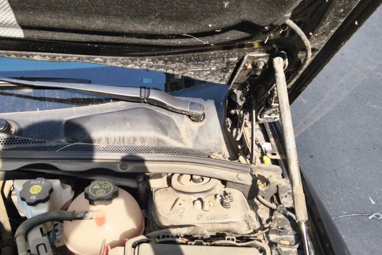 Used Buick Regal 2022 552T Smart Edition Engine Bay Left