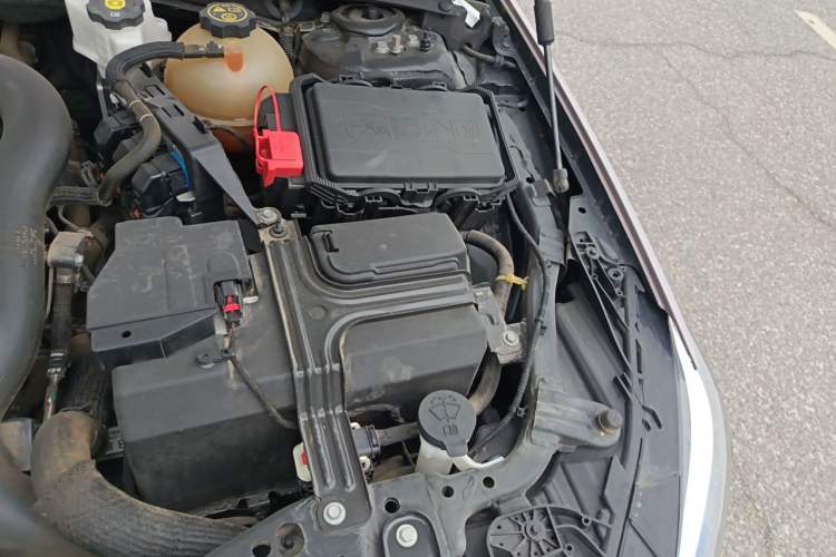 Used Buick Regal 2022 552T Smart Edition Engine Bay Left