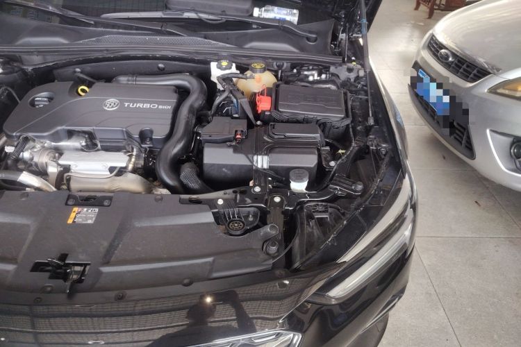Used Buick Regal 2022 552T Smart Edition Engine Bay Left