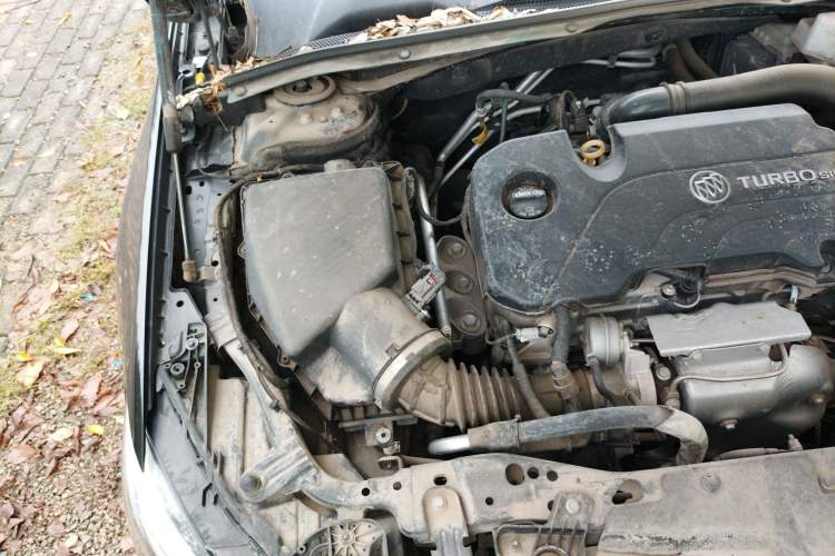 Used Buick Regal 2022 552T Smart Edition Engine Bay Right