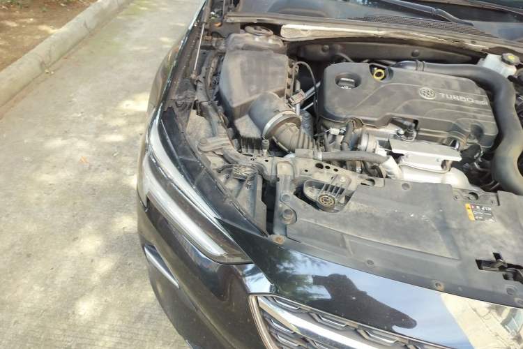 Used Buick Regal 2022 552T Smart Edition Engine Bay Right