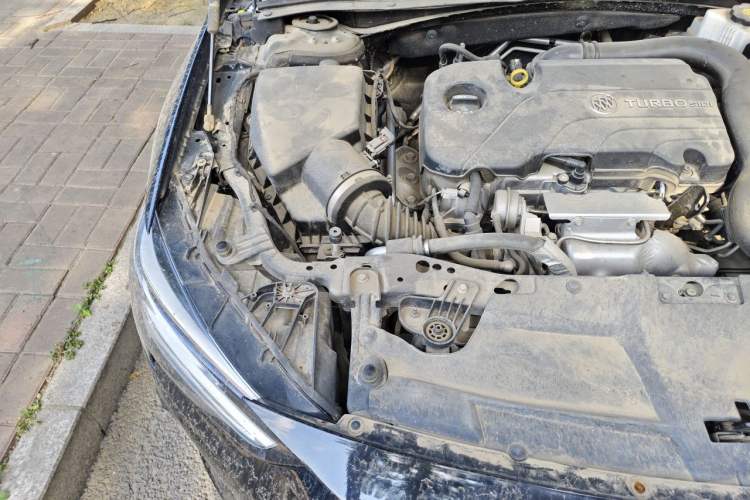 Used Buick Regal 2022 552T Smart Edition Engine Bay Right