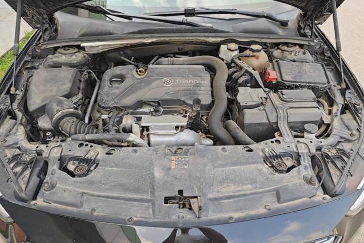 Used Buick Regal 2022 552T Smart Edition Engine Bay