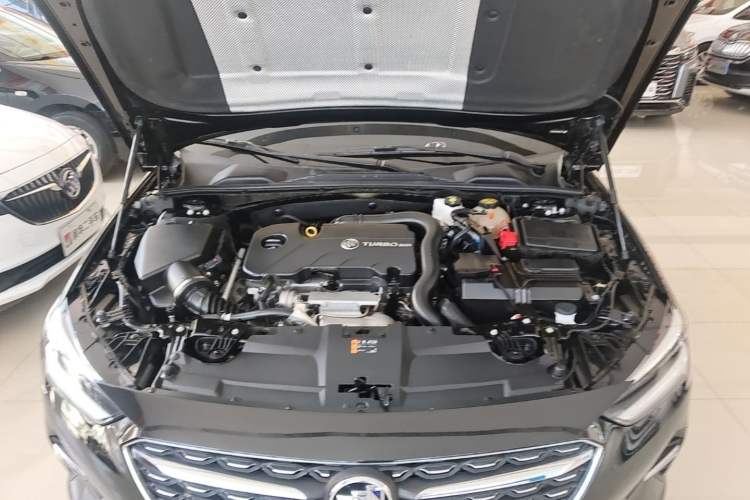 Used Buick Regal 2022 552T Smart Edition Engine Bay