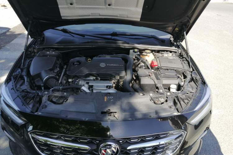 Used Buick Regal 2022 552T Smart Edition Engine Bay