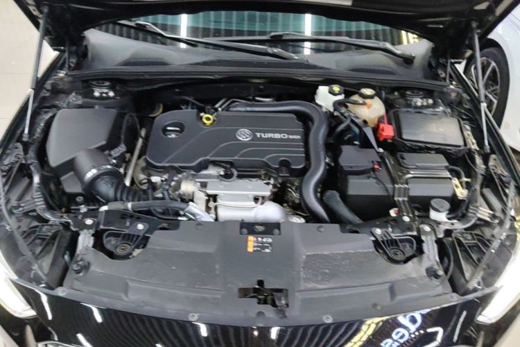 Used Buick Regal 2022 552T Smart Edition Engine Bay