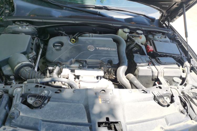 Used Buick Regal 2022 552T Smart Edition Engine Bay