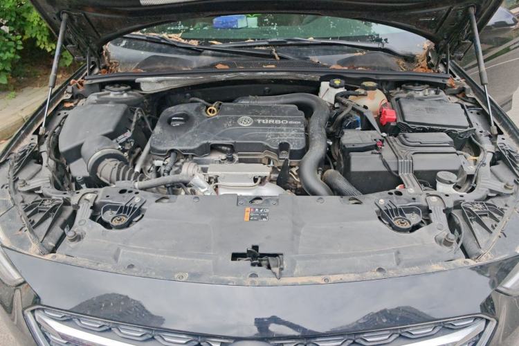 Used Buick Regal 2022 552T Smart Edition Engine Bay