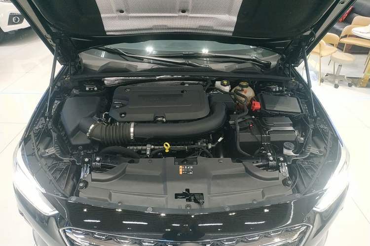Used Buick Regal 2022 652T Smart Enjoyment Version Engine Bay