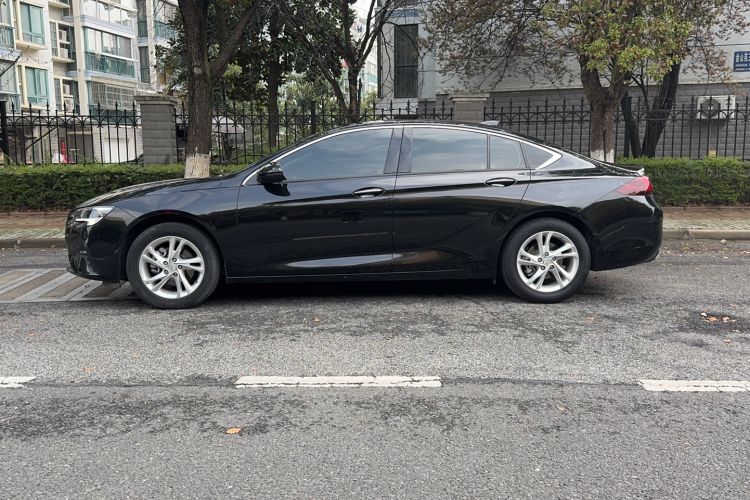 Used Buick Regal 2022 552T Smart Edition Exterior 1