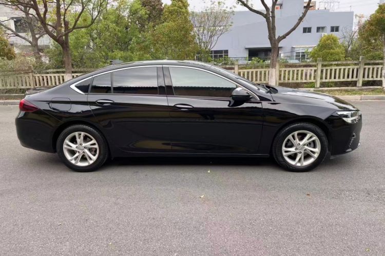 Used Buick Regal 2022 552T Smart Edition Exterior 2