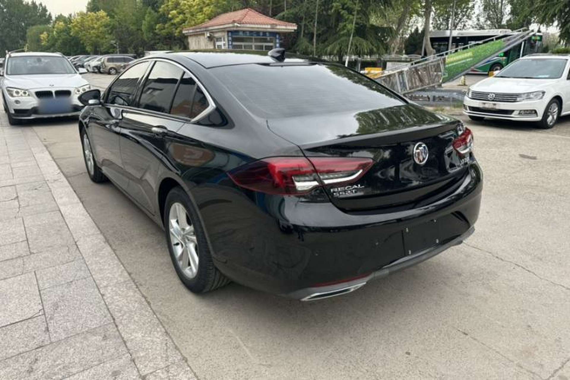 Used Buick Regal 2022 552T Smart Edition Exterior 3