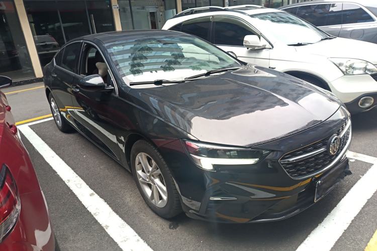 Used Buick Regal 2022 552T Smart Edition Front Right 45 Deg