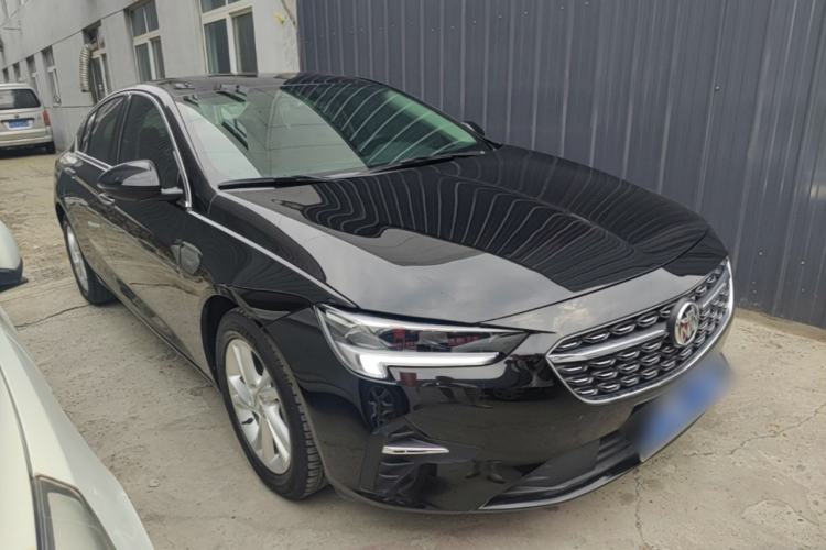 Used Buick Regal 2022 552T Smart Edition Front Right 45 Deg