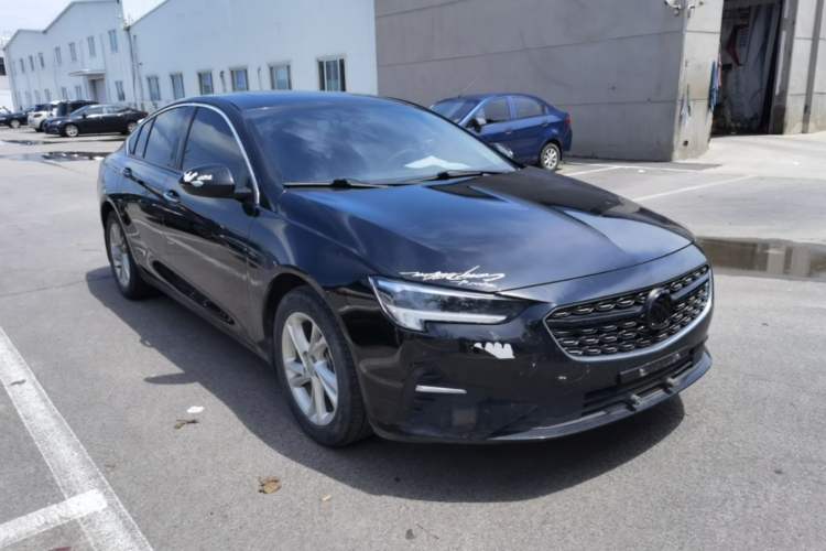 Used Buick Regal 2022 552T Smart Edition Front Right 45 Deg
