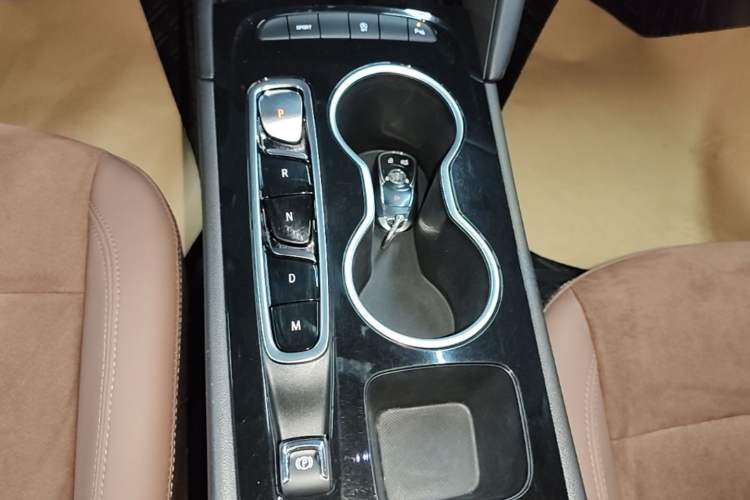Used Buick Regal 2022 552T Smart Edition Gear Lever
