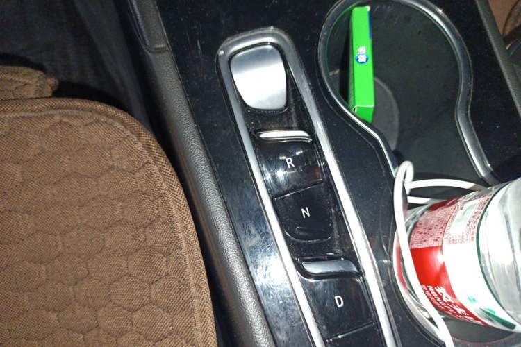 Used Buick Regal 2022 552T Smart Edition Gear Lever