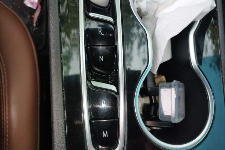 Used Buick Regal 2022 552T Smart Edition Gear Lever