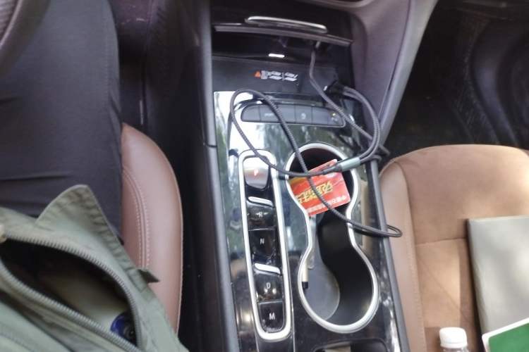 Used Buick Regal 2022 552T Smart Edition Gear Lever