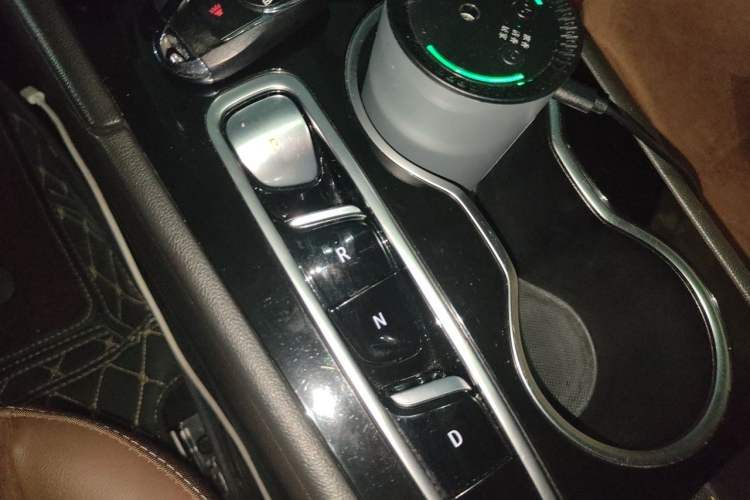 Used Buick Regal 2022 552T Smart Edition Gear Lever