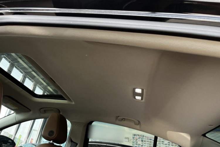 Used Buick Regal 2022 552T Smart Edition Interior 3