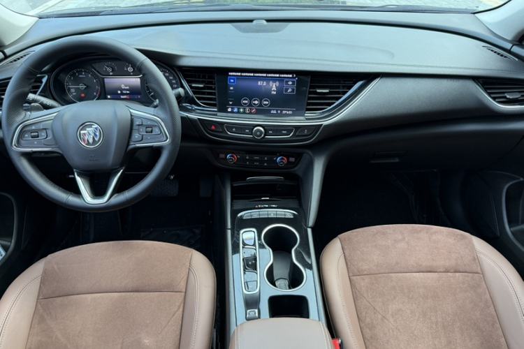 Used Buick Regal 2022 552T Smart Edition Interior 4