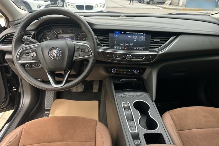 Used Buick Regal 2022 552T Smart Edition Interior 5