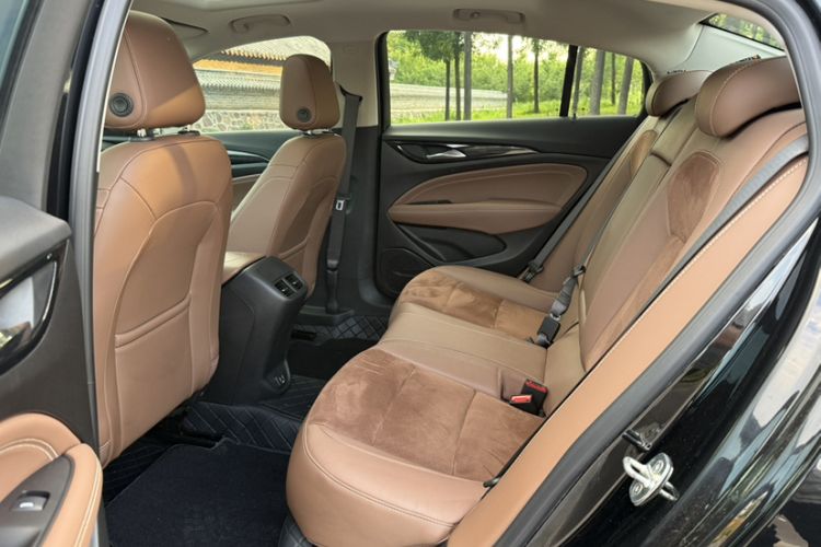 Used Buick Regal 2022 552T Smart Edition Interior 7