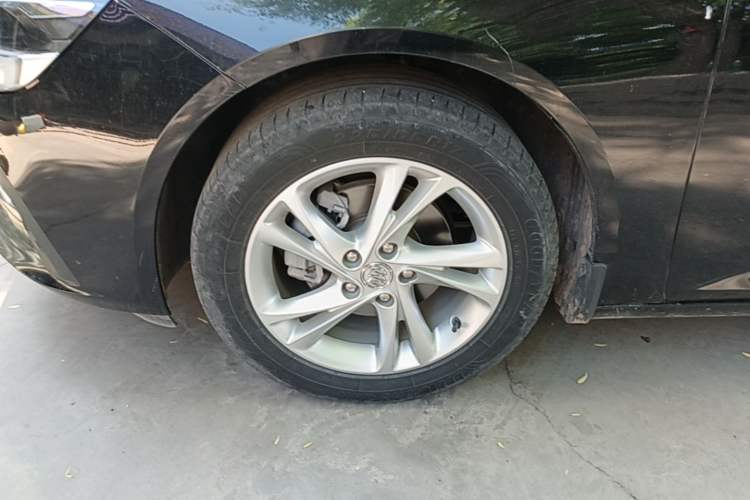 Used Buick Regal 2022 552T Smart Edition Left Front Wheel Hub
