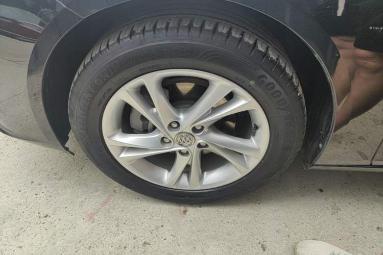 Used Buick Regal 2022 552T Smart Edition Left Front Wheel Hub