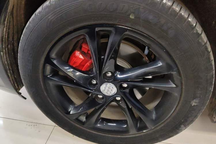 Used Buick Regal 2022 552T Smart Edition Left Front Wheel Hub