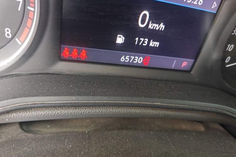 Used Buick Regal 2022 552T Smart Edition Odometer Close Up