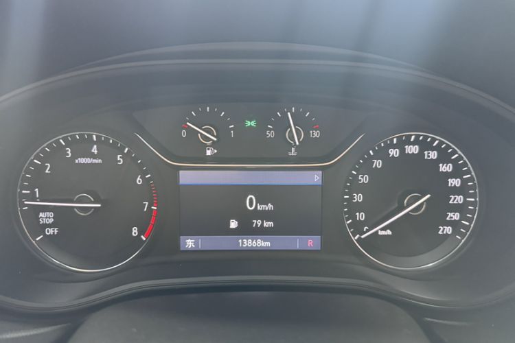 Used Buick Regal 2022 552T Smart Edition Odometer Close Up