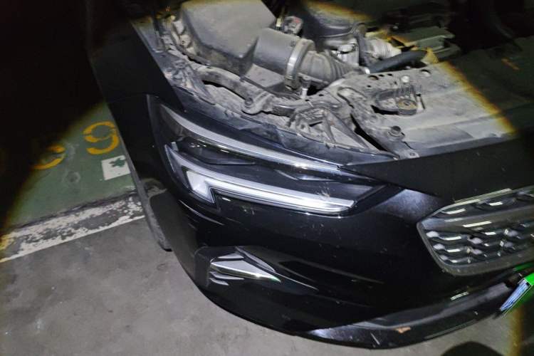 Used Buick Regal 2022 552T Smart Edition Right Front Headlight