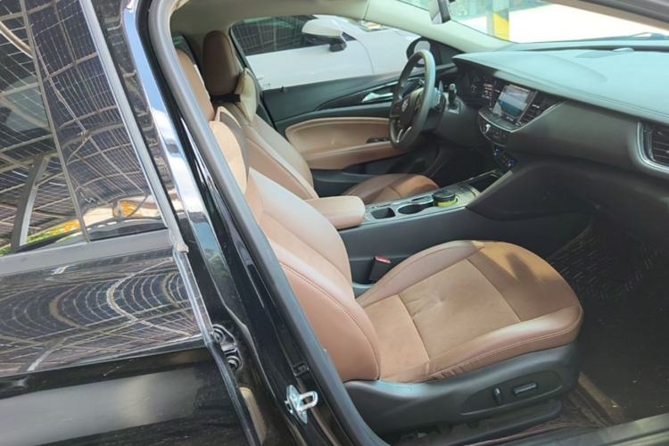 Used Buick Regal 2022 552T Smart Edition Right Front Seat
