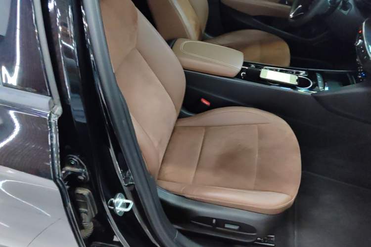 Used Buick Regal 2022 552T Smart Edition Right Front Seat