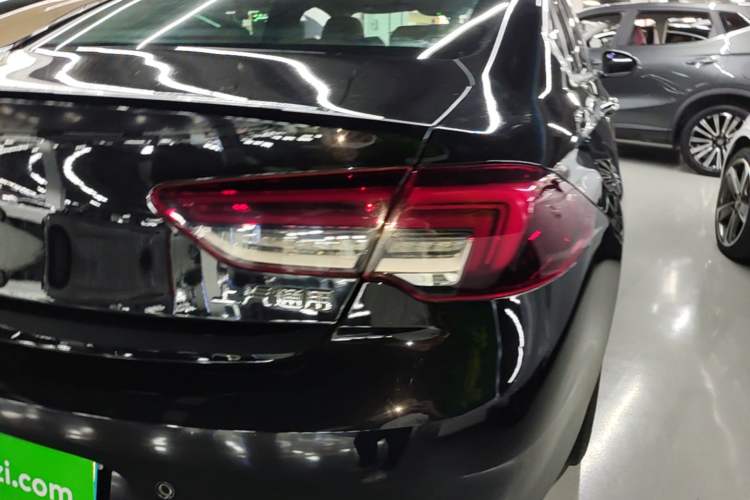 Used Buick Regal 2022 552T Smart Edition Right Rear Taillight