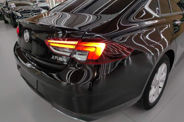 Used Buick Regal 2022 552T Smart Edition Right Rear Taillight