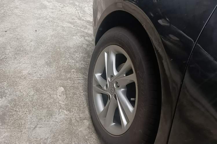 Used Buick Regal 2022 552T Smart Edition Right Rear Wheel Hub
