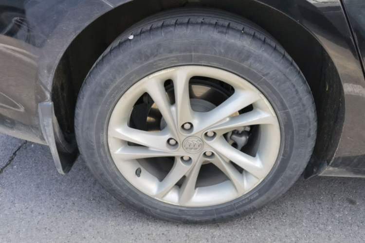 Used Buick Regal 2022 552T Smart Edition Right Rear Wheel Hub