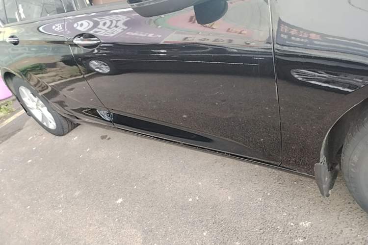 Used Buick Regal 2022 552T Smart Edition Right Side Sill